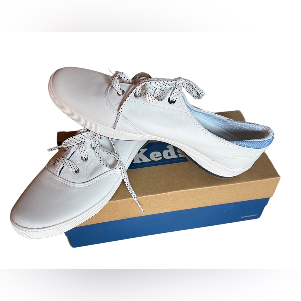 Nwt - Keds - Women- Leather White Casual Sneakers